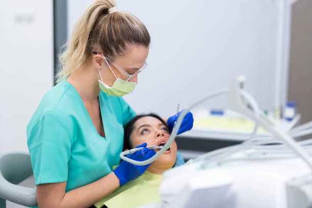 Best Dentist Open Late Near Me  in Bellair Meadowbrook Terrace, FL